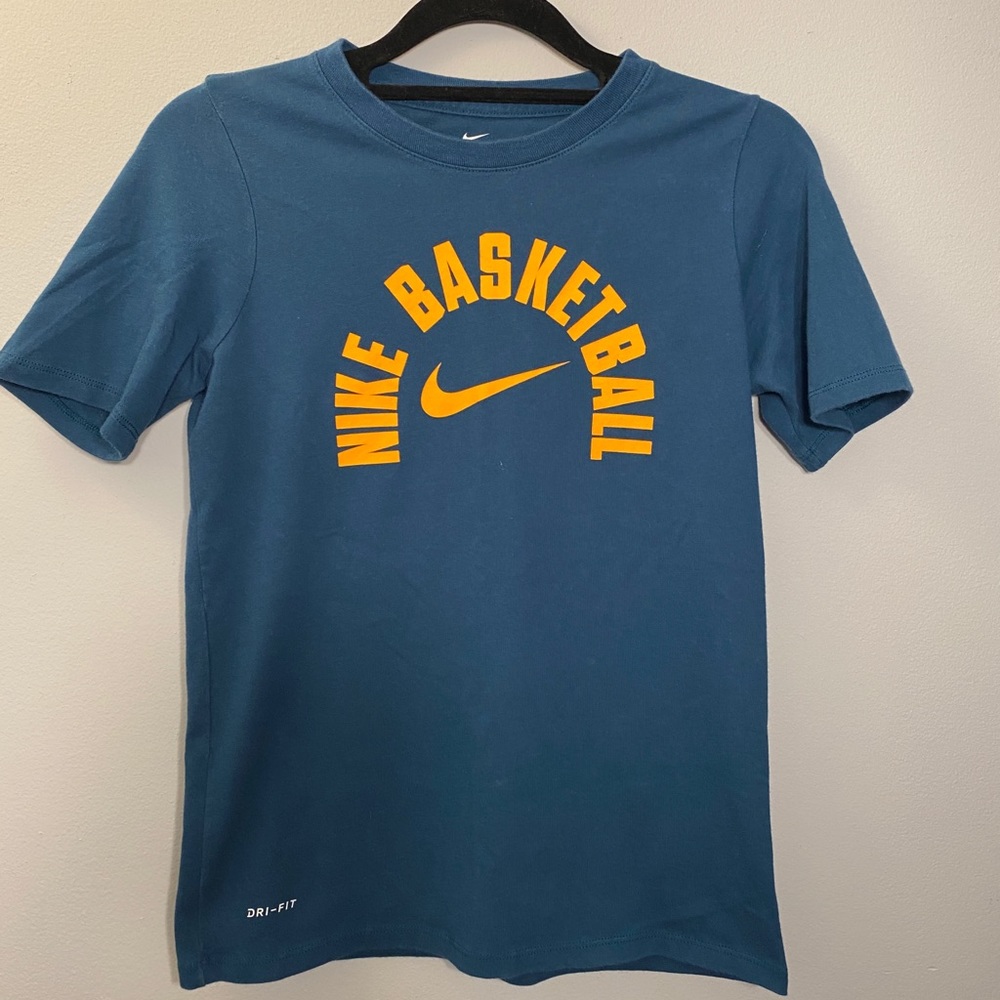 Boys Nike Basketball T-Shirt